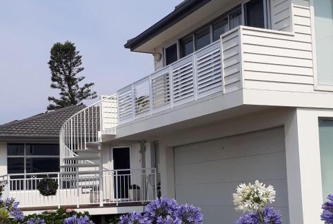 Kiama Apartment | Shutters-Waterfront-Seaview-Private- on the Coastal Walk
