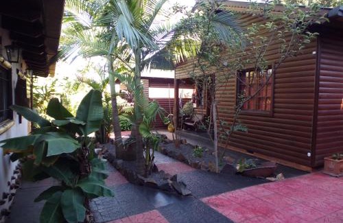 Puerto Iguazu Hotel | Si Mi Capitán - Cabañas & Habitaciones