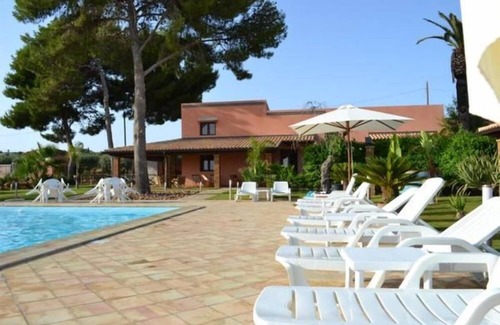 Menfi House | Sicily - Alloro Suite with splendid outdoor swimming pool and Jacuzzi - Villa Abate