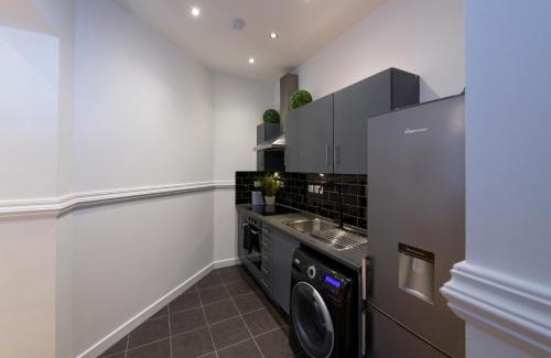 Liverpool City Centre Apartment | Sidemersey Livings - Spacious Loft for bigger groups - Very Central and Cosy
