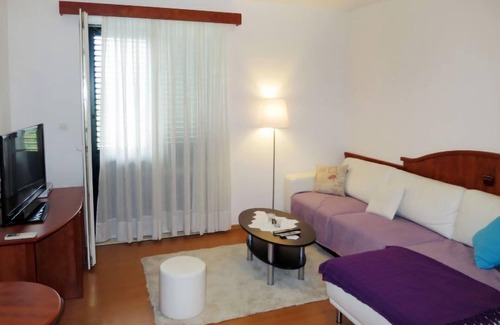Mali Ston Apartment | Siga by Interhome