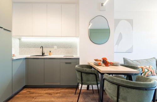 Katowice Apartment | Silesia Ceglana Home - FREE GARAGE - self check-in