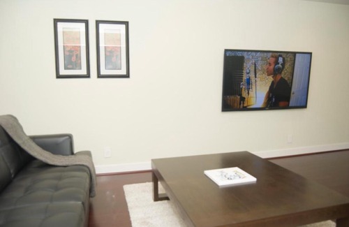 Rex Manor Apartment | Silicon Valley Stays Casa Tres