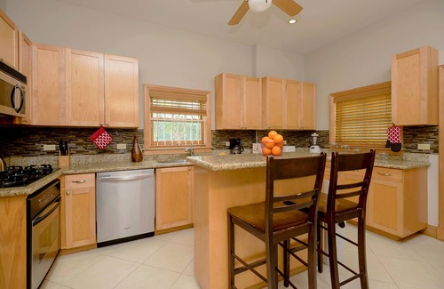 Nassau House | Silk Cotton Villa 2