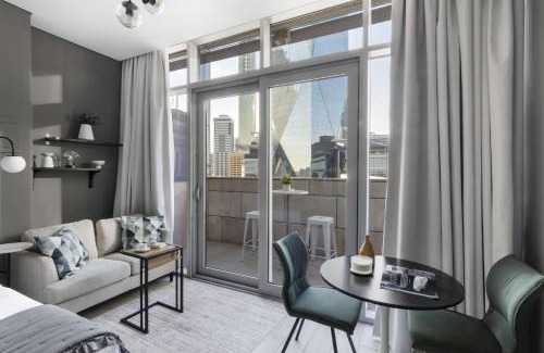 Bur Dubai Apartment | Silkhaus Dubai Financial Center studio in Burj Daman