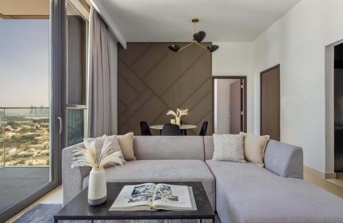 Bur Dubai Apartment | Silkhaus elegant 1BDR in Downtown Views with pool & gym access