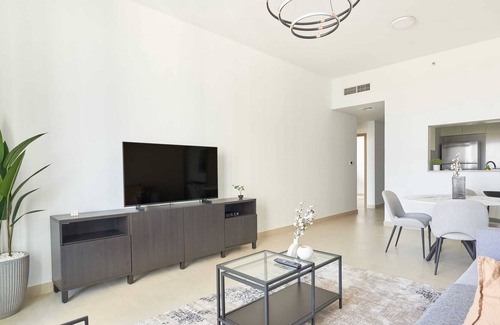 Za'abeel 2 Apartment | Silkhaus Family Friendly | Baby Items Available