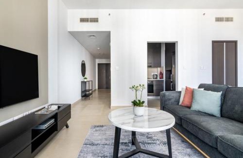 Bur Dubai Apartment | Silkhaus luxury building high floor 1BDR in Downtown