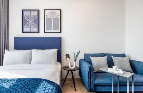 Bur Dubai Apartment | Silkhaus modish studio with Burj Khalifa view, pool access