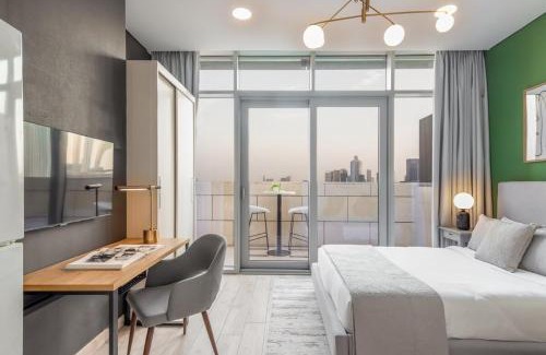 Bur Dubai Apartment | Silkhaus quiet DIFC studio with Burj Khalifa view and balcony