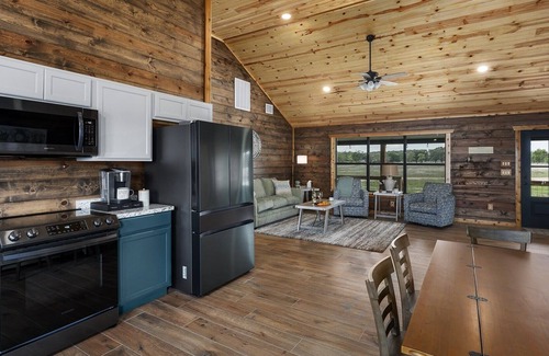 Grapetown Cabin | Silver Buckle Ranch | 2 Scenic Cabins Sleeping up to 12