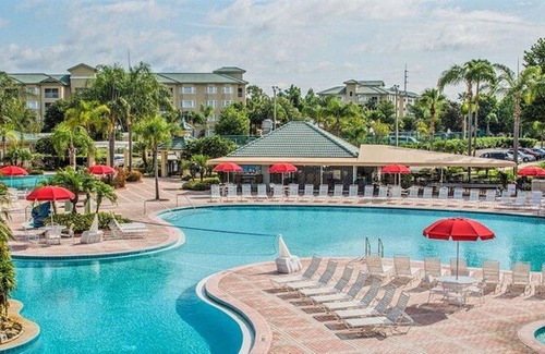 Florida Central Atlantic Coast Condo | Silver Lake Resort - 2BR Suite/Sleeps 6 - Friday Check-in