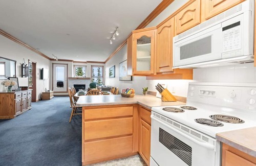 Silver Star Mountain Condo | Silver Peaks - 2bed, 2bath ski-in/Ski-out