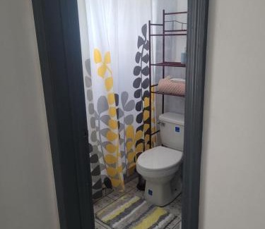 Runaway Bay Apartment | Silverbuttons