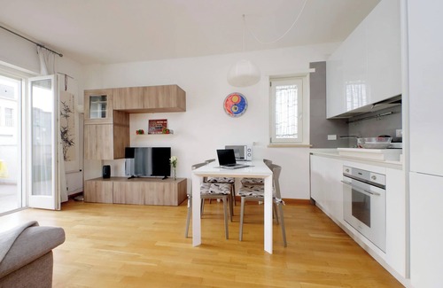 Monte Sacro Apartment | Silvia's flat - One Bedroom Apartment, Sleeps 4
