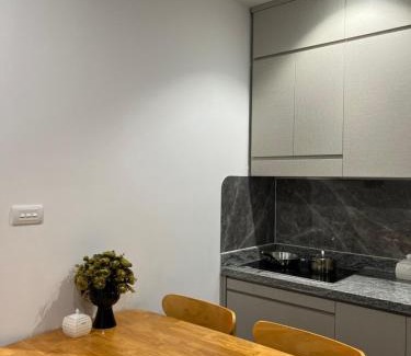 Dong Da House | Simon Apartment An Trach