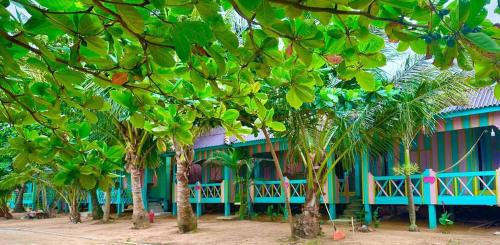 Koh Tonsay House | Simone Rabbit Island