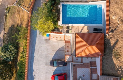 Rab Town Other | Simple and functional two bedroom apartment on island of Rab
