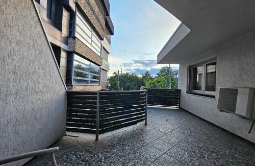 Aviatiei Villa | SIMPLE VILLA SELF CHECK iN