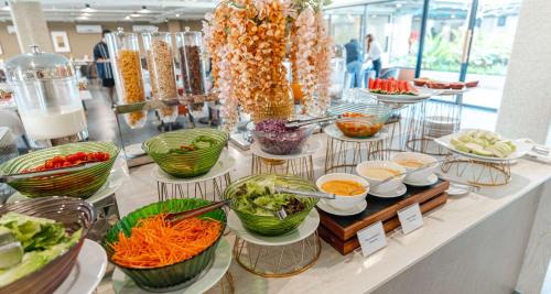 Chatuchak Hotel | SimpleStay Chatuchak, SureStay Collection by Best Western