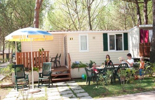 Badiaccia House | Simplistic mobile home in Castiglione del Lago near lake