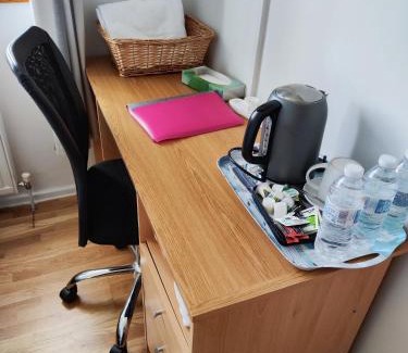 Abbey Wood House | simply guesthouse