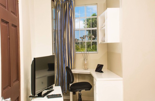 Marisule Apartment | Simply Heavenly! Large Self Catered Single Bedroom Apartment With Huge Pool
