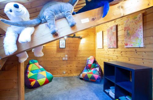Morzine Ski Chalet | Simply Morzine - Chalet des Montagnes