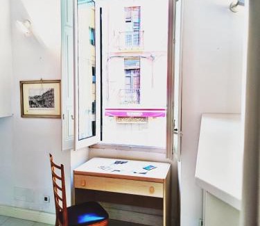 Cagliari Apartment | Sinclair , loft in center with original romantic fresco