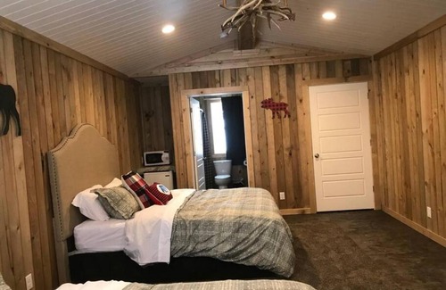 Island Park Ski Chalet | Single Cabin Unit 5