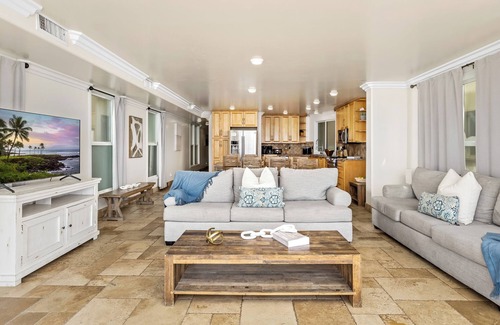 South Oceanside House | Single Family Beautiful Home with Two Spas P815-X