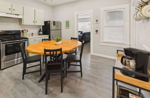 Philomath House | Single Family Home with Fenced Backyard and AC!