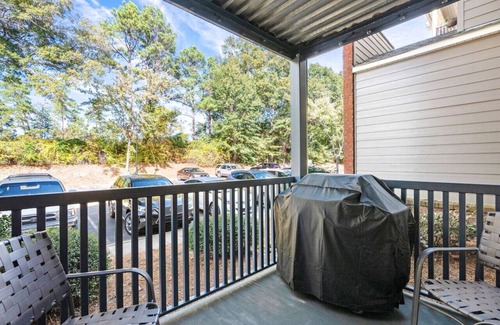Auburn Apartment | Single Room 1 with Shared Space