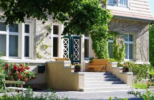 Barkow House | Single Room - Manor House Barkow