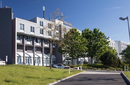 Nuerburg House | Single room standard - Dorint Am Nürburgring/Hocheifel