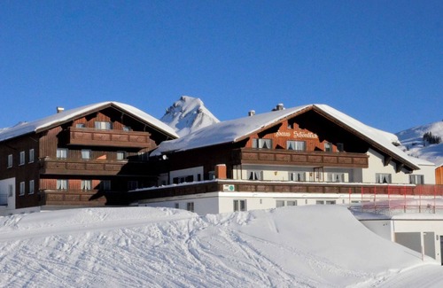 Damuels House | Single room with balcony - Aparthotel Garni Schönblick