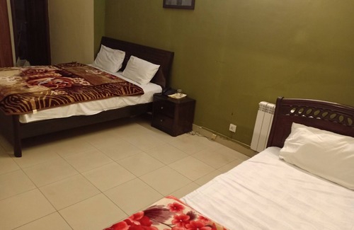 Islamabad House | Single room with double or twin bed