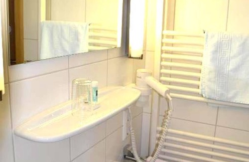 Meerfeld Apartment | Single shower/WC - the post meerfeld