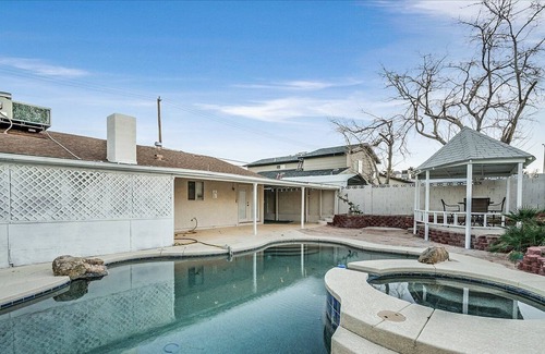 Highland Hills House | Single Story Pool Home! Newly Upgraded & Gorgeous!
