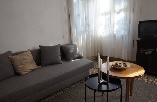 Cervo Villa | Single townhouse in the idyllic artist town of Cervo, close to the sea, fenced garden