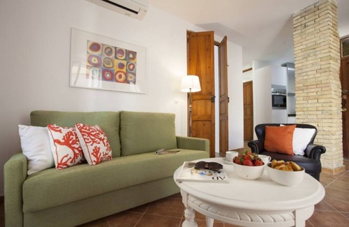 Barrio del Carmen Apartment | Singular Stays Roteros