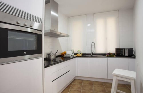 Barrio del Carmen Apartment | Singular Stays Roteros