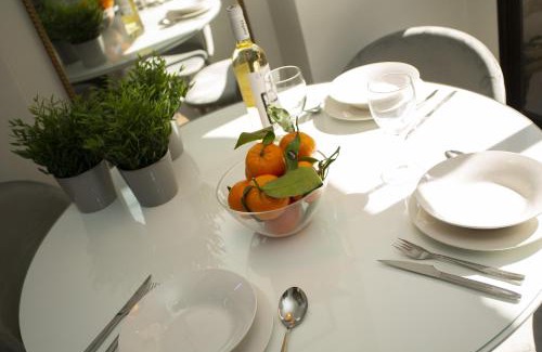 La Roqueta Apartment | SingularStays Xativa III