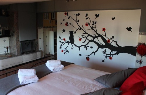 Odrinhas House | Sintra Cat's House