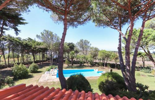 Sintra Villa | Sintra Classic Villa with Pool by Homing