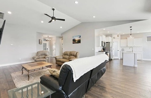 Grand Junction House | Sip, Stay and Ride- a charming wine themed home in Grand Junction
