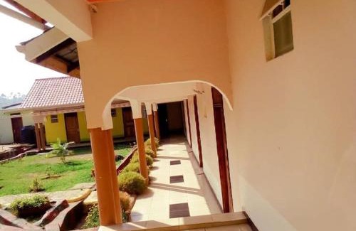 Sipi Hotel | Sipi Travellers Lodge Kapchorwa uganda