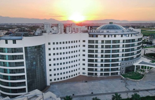 Lara Apartment | Sirius Town Residence & SPA N9