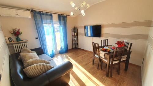 Sirmione Apartment | Sirmione4U - Domus by the Castle