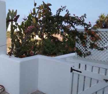Ampelas Apartment | Sirokos Studio at Winds House in Ampelas